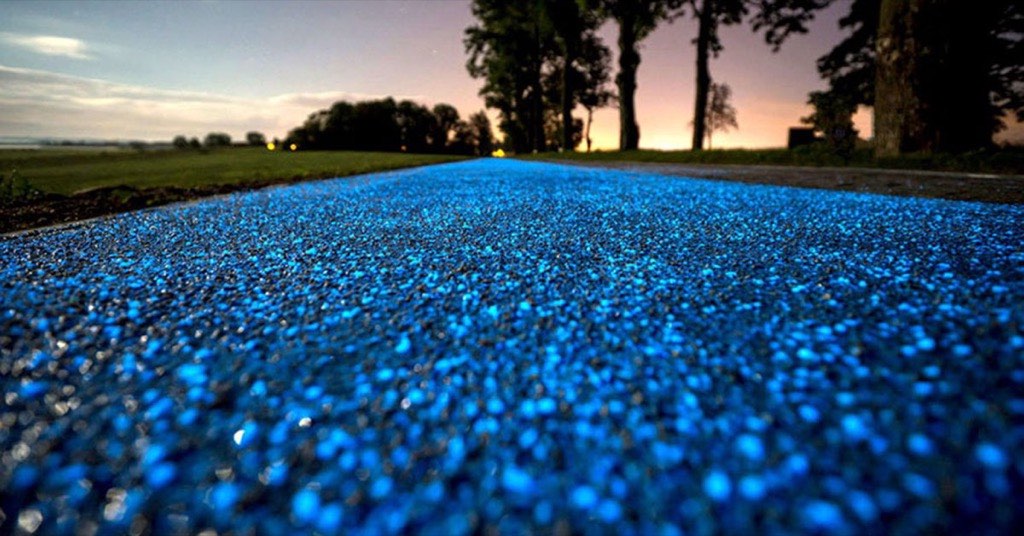 馬祖的藍眼淚上陸了？夜裡自動發光的自行車道，絕美夢幻超酷炫！